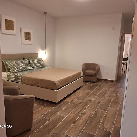 Lgo Apartments Portocannone Екстериор снимка